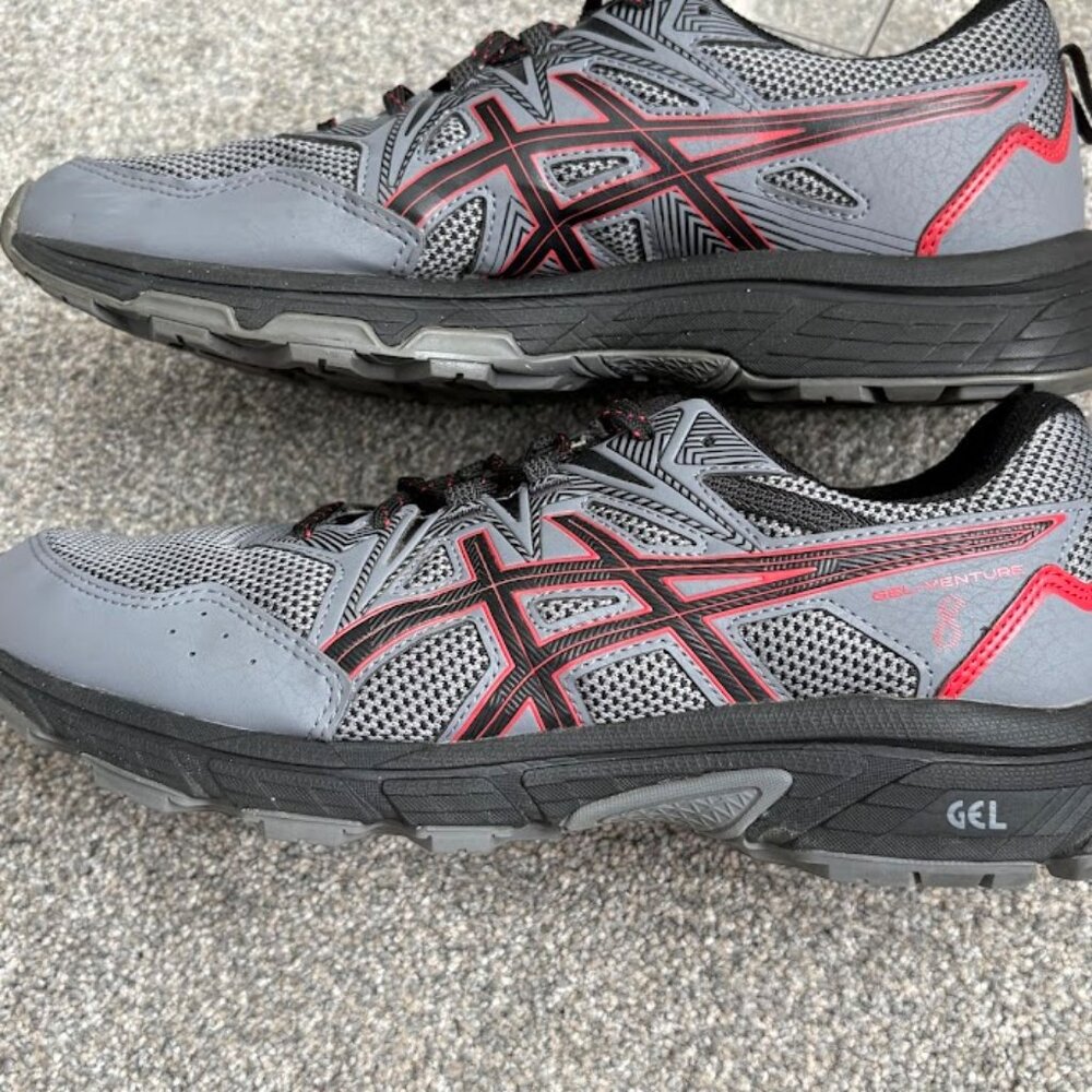 Asics Men’s Gel-Venture 8 Running Shoes Gray/Red  Stripe size 10